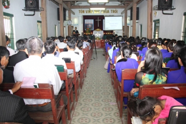 Quảng Nam: Khai mạc khóa học “Người nữ trong Nhà Chúa” tại HT. Phương Hòa
