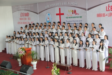 Lễ tốt nghiệp Thánh Kinh Thần học khóa 4 và kỷ niệm 10 Năm tái lập Viện Thánh Kinh Thần học