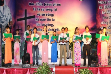 Chương trình Truyền giảng Mừng Chúa Phục Sinh tại HTTL Trường Xuân