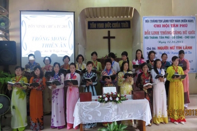 Tiền Giang: Bồi linh thông công nữ giới tại huyện đảo Tân Phú
