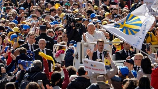 ĐGH Phanxicô gặp gỡ 60.000 thành viên Công giáo Tiến hành của Ý