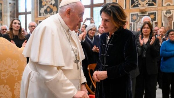 Đức Giáo hoàng mời gọi các nhà từ thiện Ý thúc đẩy phát triển con người toàn diện