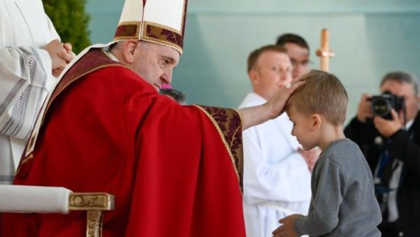 Nhiều người trở lại Công giáo sau chuyến viếng thăm của ĐGH tới Kazakhstan