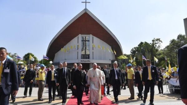 Ba nhà thờ Công giáo Thái Lan được công nhận sau 93 năm chờ đợi