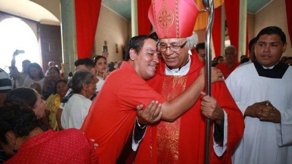 Các đảng phái Nicaragua lại tấn công Giáo hội nước này