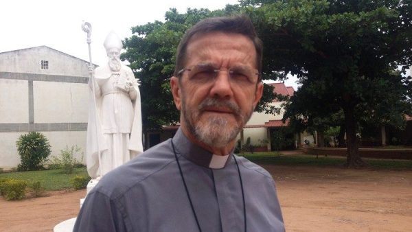 Giáo hội Mozambic tố cáo các tấn kích của du kích quân Hồi giáo