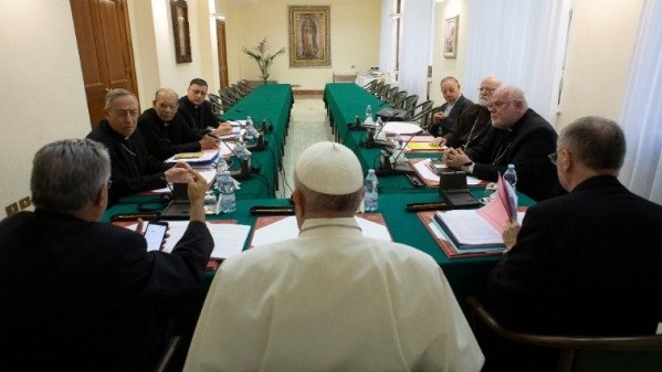 Hội đồng Hồng y cố vấn nhóm họp với Đức Giáo hoàng