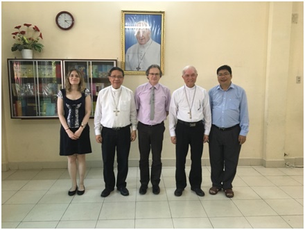 Phái đoàn Liên hiệp Đại học Công giáo Quốc tế thăm Học viện Công giáo Việt Nam