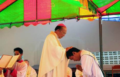 Một chặng đường lịch sử mới cho Giáo hội tại Lào