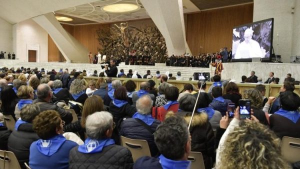 ĐGH Phanxicô tiếp kiến 6500 tín hữu hành hương nam Italia