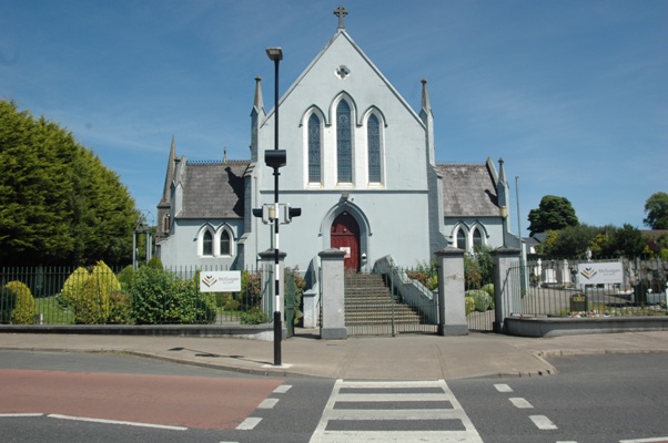 Ireland: Các tín hữu Anh giáo và tín hữu Công giáo dùng chung một nhà thờ