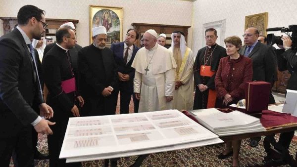 Vatican và đại học Al-Azhar đồng ý chống chủ nghĩa cực đoan, thù hận