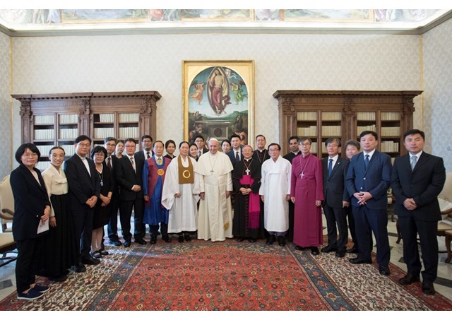 Đức Giáo hoàng Phanxicô tiếp phái đoàn lãnh đạo tôn giáo Hàn Quốc
