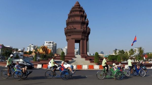 Giáo hội Phnom Penh và Tháng Truyền giáo Ngoại thường
