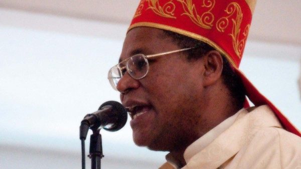 Giám mục của Haiti sẵn sàng làm con tin để cứu các nữ tu bị bắt cóc