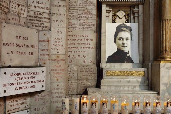 Sự tôn vinh của UNESCO đối với thánh Têrêsa Lisieux