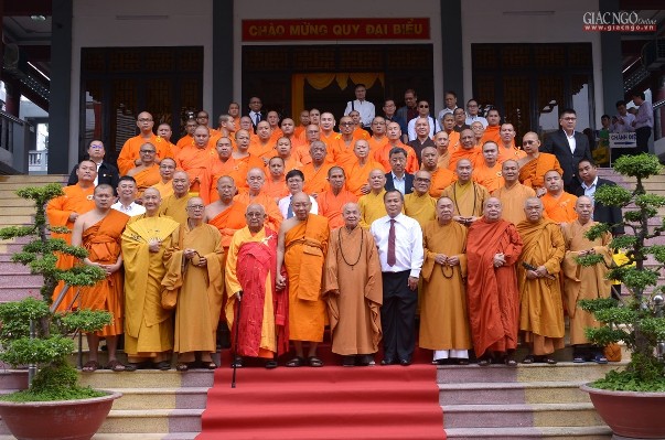 Đoàn Việt tông tại Thái Lan thăm GHPGVN, Việt Nam Quốc Tự
