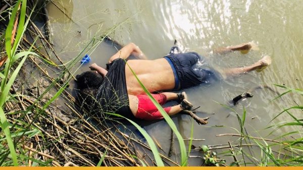 ĐGH Phanxicô đau buồn vì hai cha con người di dân chết đuối ở Rio Grande