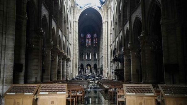 Chính quyền mới chỉ nhận được 38 triệu euro giúp tái thiết nhà thờ Đức Bà Paris