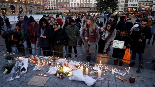 ĐGH Phanxicô chia buồn về hai vụ khủng bố ở Pháp và Brazil