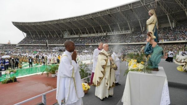 ĐGH Phanxicô cử hành Thánh lễ tại sân vận động Zimpeto, Mozambqiue