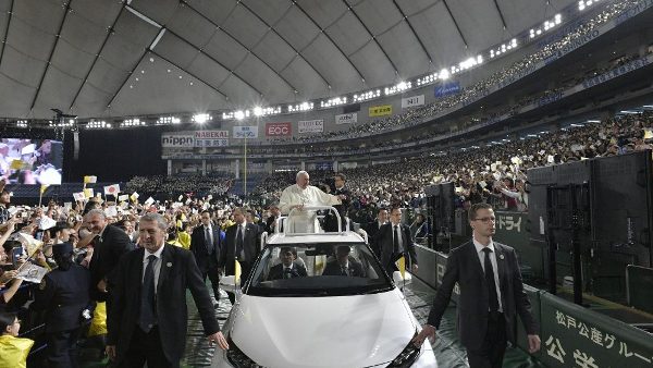ĐGH Phanxicô dâng thánh lễ tại hội trường thể thao Tokyo Dome