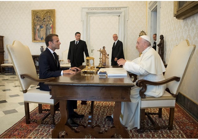 Đức Giáo hoàng Phanxicô tiếp tổng thống Pháp Emmanuel Macron
