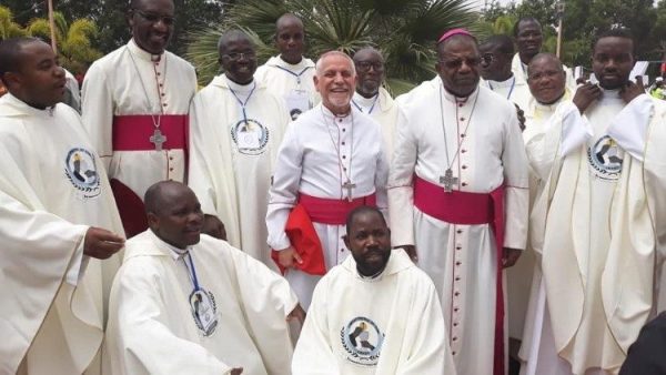 Tòa Thánh và Angola ký kết Hiệp định căn bản