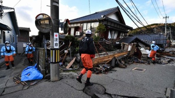 Đức Giáo hoàng liên đới và cầu nguyện cho các nạn nhân động đất ở Nhật Bản