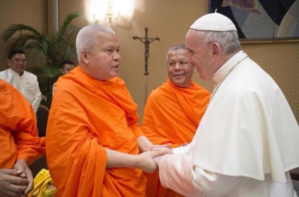 Sau chuyến viếng thăm của ĐGH Phanxicô tình bằng hữu giữa Phật giáo và Công giáo sâu đậm hơn