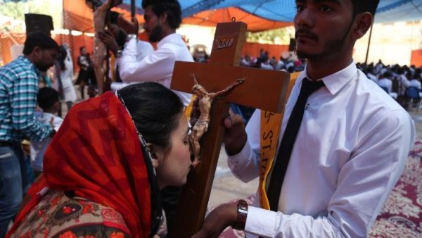 Hai Kitô hữu Pakistan bị kết án tử hình vì bị buộc tội báng bổ chống Hồi giáo
