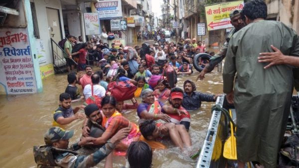 ĐGH Phanxicô chia buồn với Ấn Độ vì thảm hoạ lũ lụt