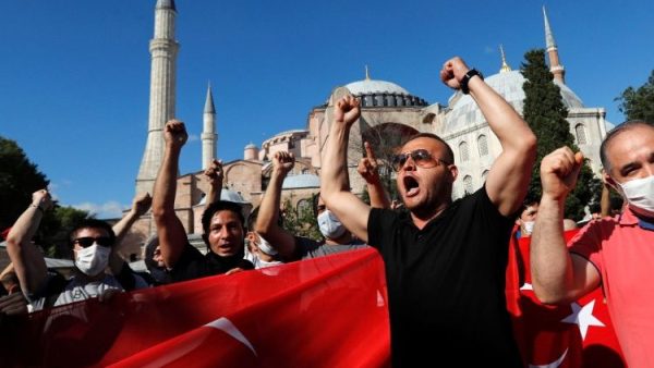 Thổ Nhĩ Kỳ chuẩn bị thay đổi đền thờ Hagia Sophia thành đền thờ Hồi giáo