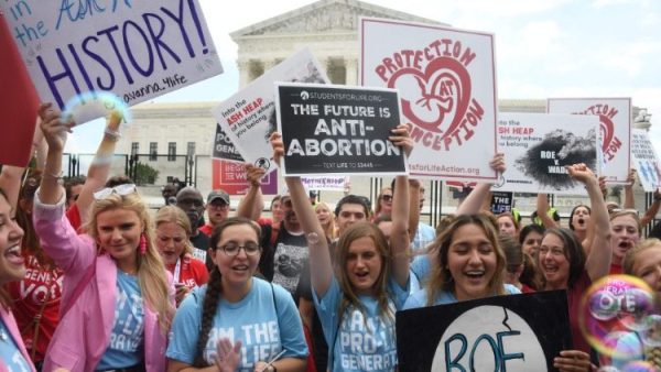 Các GM Hoa Kỳ hoan nghênh quyết định của Toà án Tối cao huỷ bỏ phán quyết cho phá thai