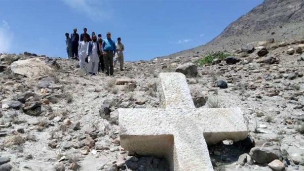 Thánh giá có niên đại ngàn năm tuổi được tìm thấy tại Pakistan