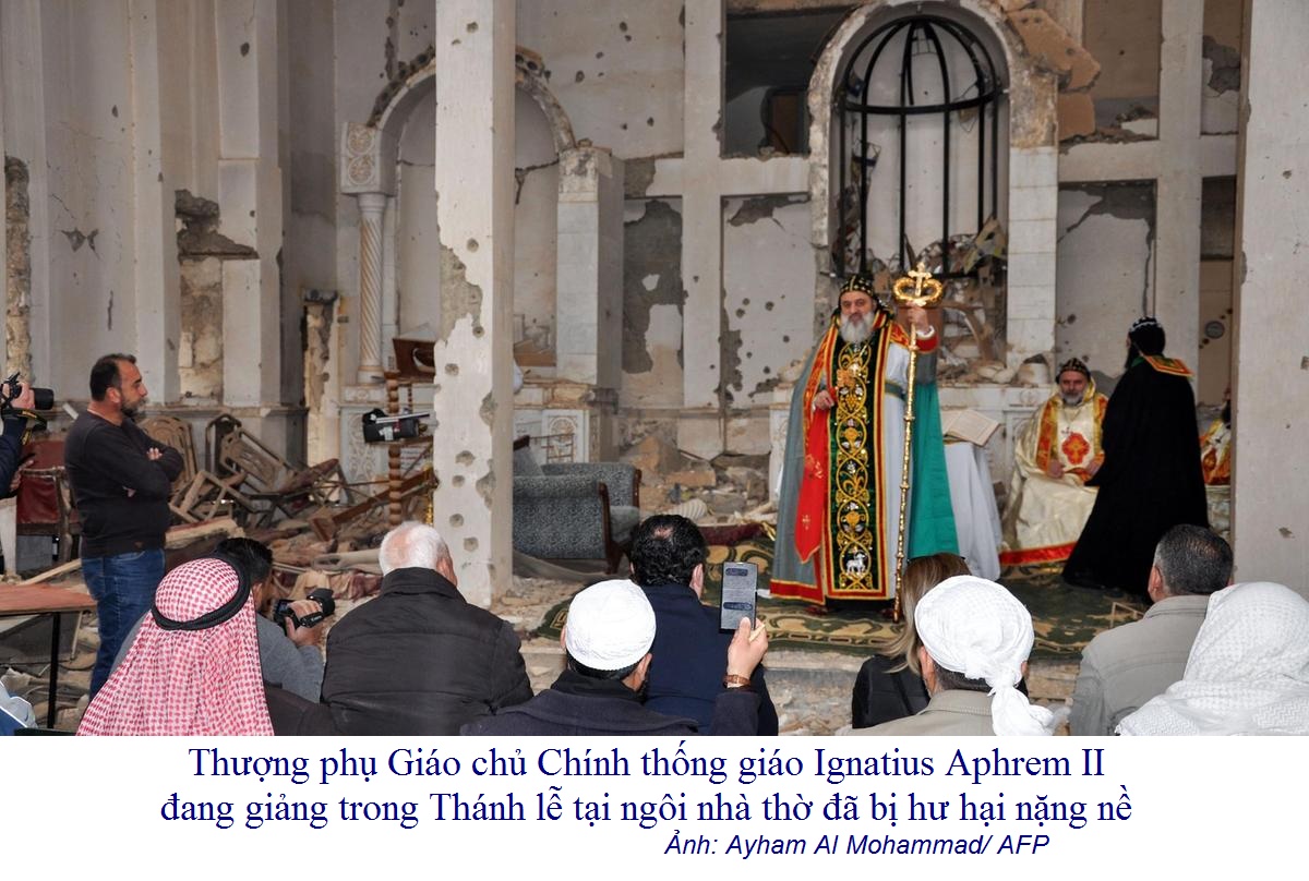 Syria: Các Kitô hữu hồi hương và cử hành Phụng vụ Thánh Thể trong ngôi nhà thờ đổ nát