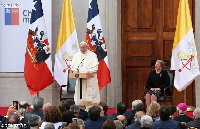 Đức Giáo hoàng Phanxicô tông du Chilê: Gặp chính quyền và Ngoại giao đoàn