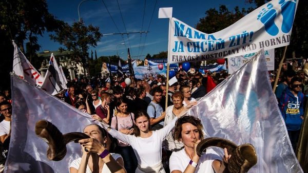 50 ngàn người tham gia Cuộc tuần hành vì Sự sống ở Slovakia