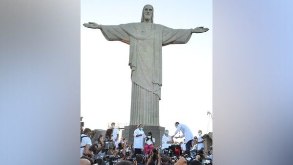 Tượng Chúa Kitô Cứu Thế ở Brazil được trùng tu nhân kỷ niệm 90 năm xây dựng