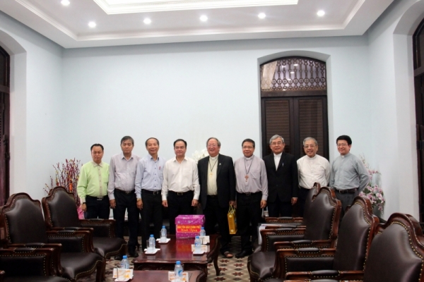 Trưởng ban Tôn giáo Chính phủ thăm Toà TGM Sàigòn