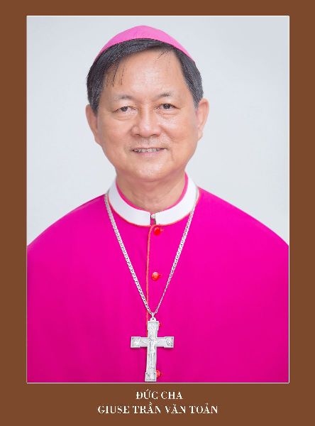 Đức cha Giuse Trần Văn Toản kế nhiệm Giám mục chính toà Long Xuyên