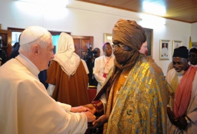 Đức Giáo Hoàng Bênêđictô XVI gặp gỡ người Islam tại Phi Châu