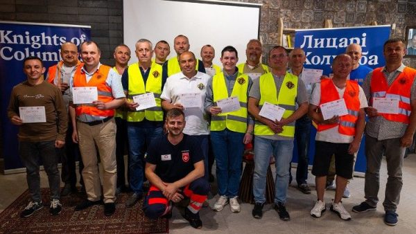 Hai Hội Hiệp sĩ Columbus và Malta chung tay trợ giúp người dân Ucraina giữa chiến tranh