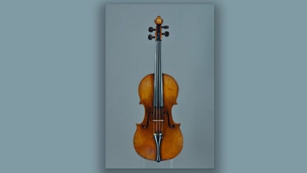 Mozart trở lại Vatican với hai cây vĩ cầm nguyên bản