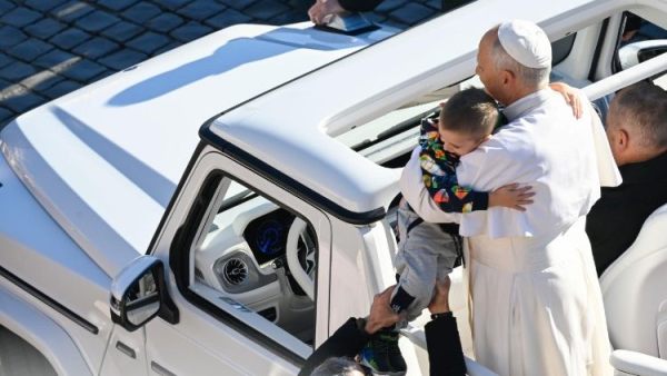 ĐGH Lêô XIV: Hy vọng không phải là chờ đợi thụ động nhưng là dấn thân