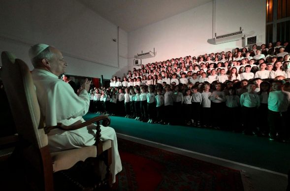 ĐGH Lêô XIV tham dự buổi hòa nhạc của học sinh trường Phaolô VI ở Castel Gandolfo