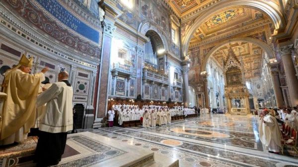 Bài giảng của ĐGH Lêô XIV trong Thánh lễ Cung hiến Đền Thờ Lateranô 9 tháng 11 năm 2025