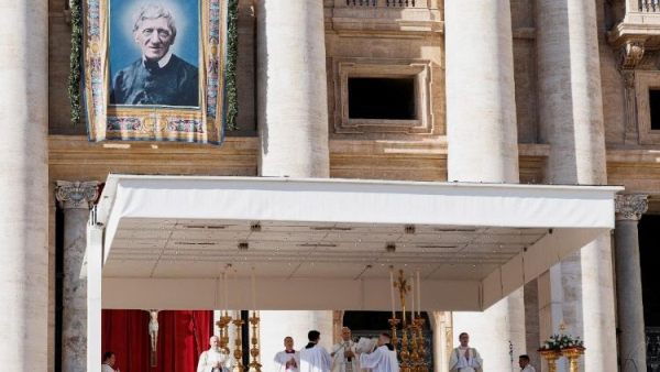 ĐHY Tagle: Thánh John Henry Newman - Tiến sĩ Hội Thánh và là “Tiến sĩ Truyền giáo”