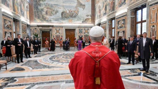 ĐGH Lêô XIV: Giáo hội sẽ tiếp tục lên tiếng trước bất bình đẳng, bất công và vi phạm nhân quyền