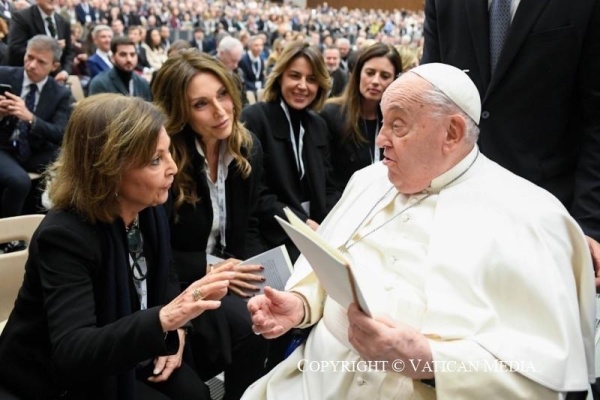 Diễn văn ĐGH Phanxicô gửi các nhà báo và những người hoạt động trong lĩnh vực truyền thông